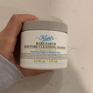 BRAND NEW Deep pore cleaning masque